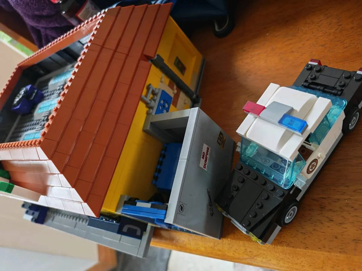 Simpsons modular buildings - Image 4