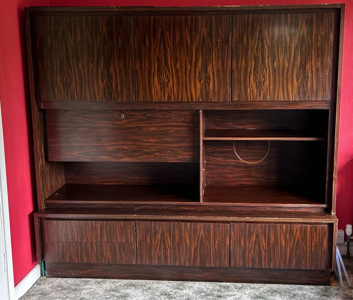 1970s cabinet - Image 1