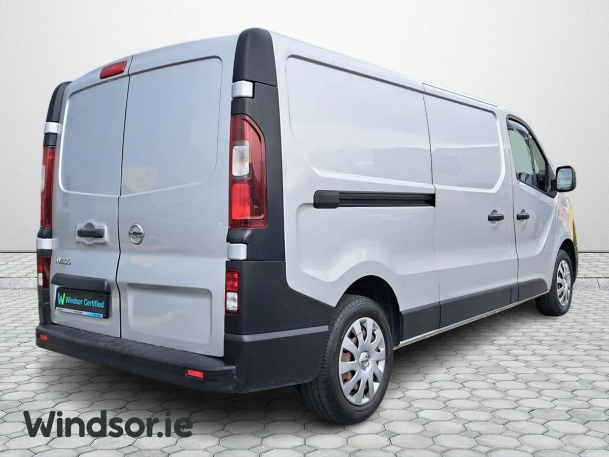 Nissan NV300 LWB 120 SV AC 2ND SLIDER - Image 3