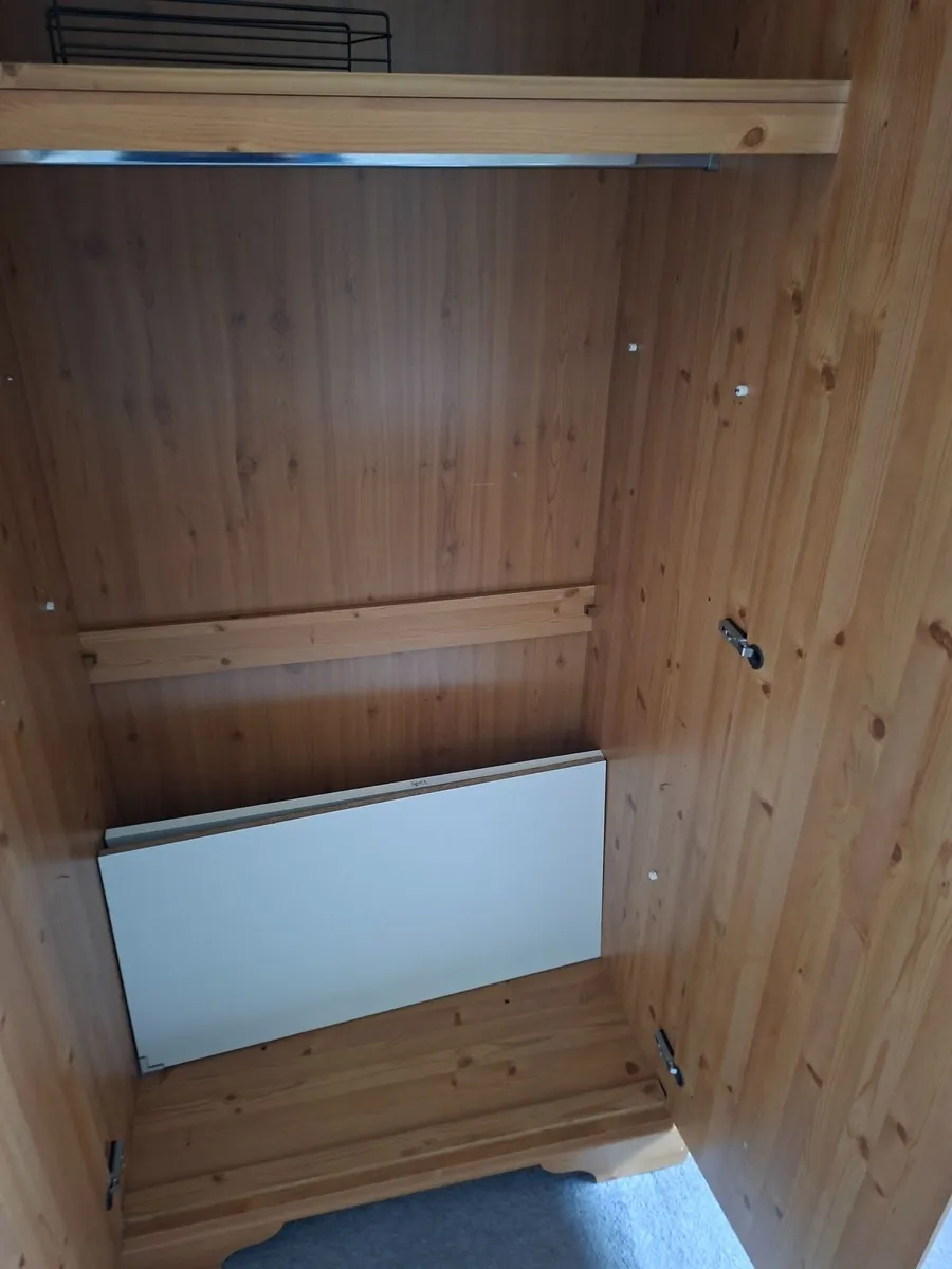 Wardrobe - Image 3