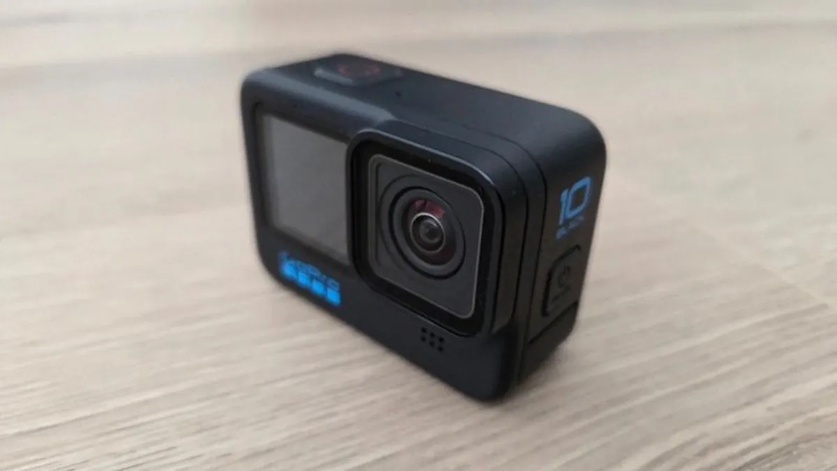 Gopro 10 Woth Extras - Image 3