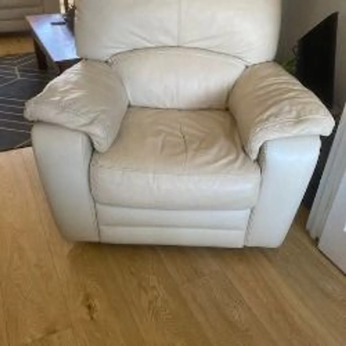 Sitting Room Suite 1 Seater & 3 Seater - Image 2