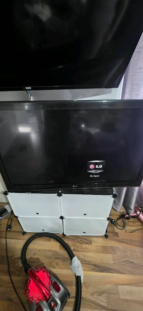 50 Inch LG Smart tv - Image 1