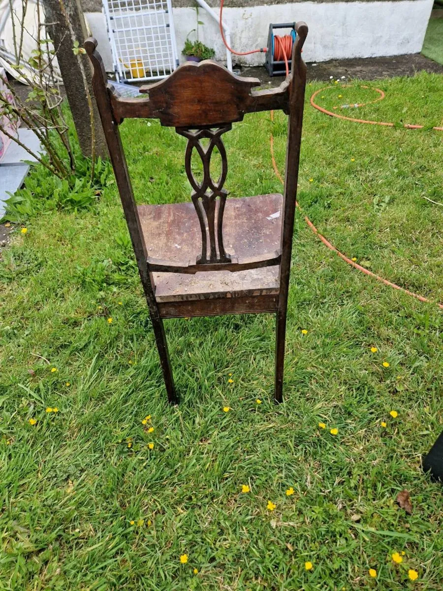 Antique chair - Image 3