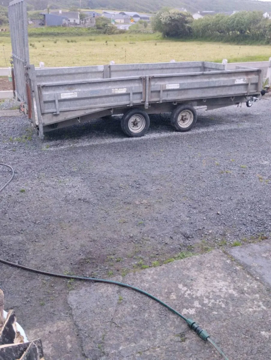 14ft Indespension Beavertail Trailer - Image 1