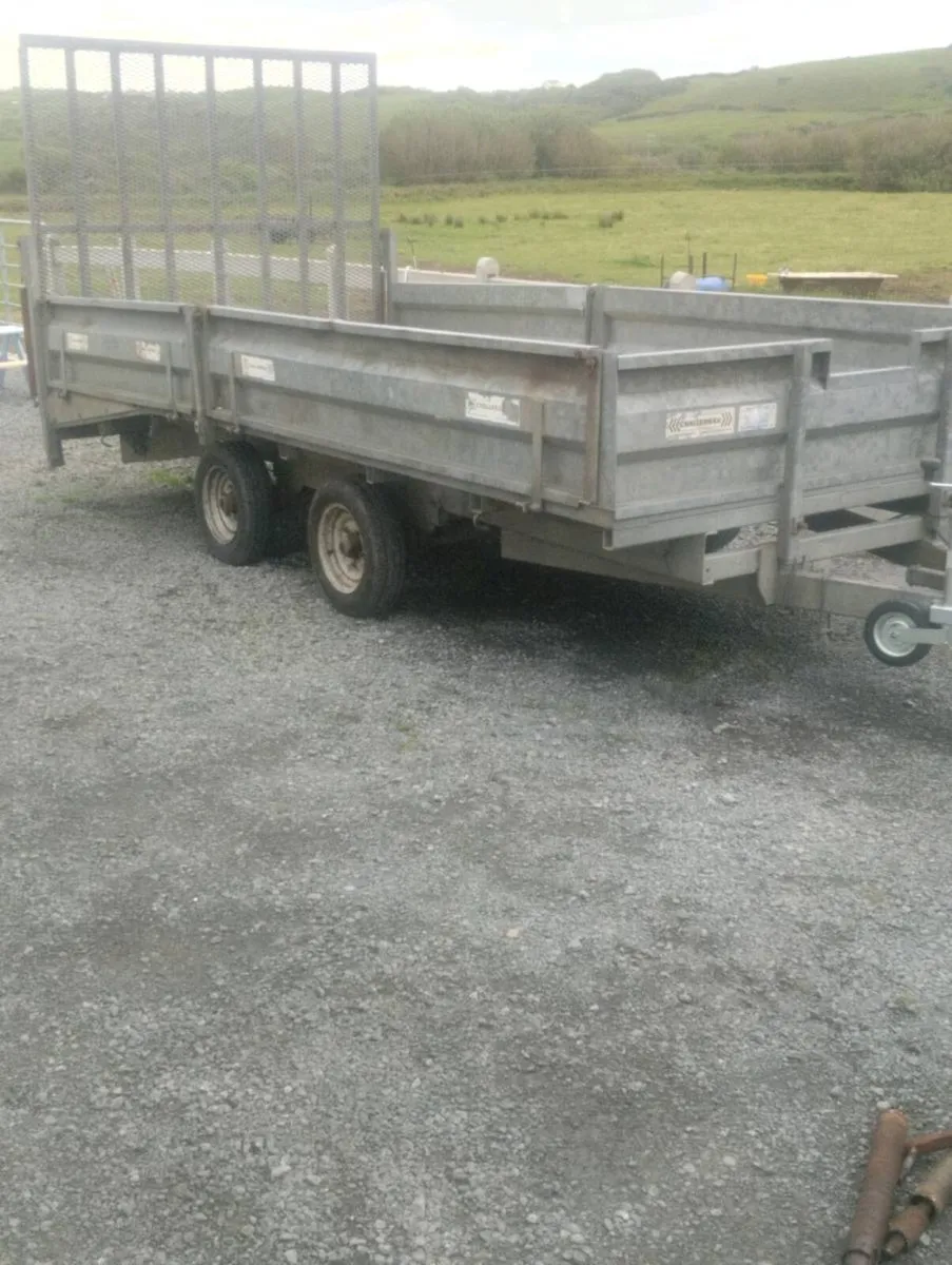 14ft Indespension Beavertail Trailer - Image 2