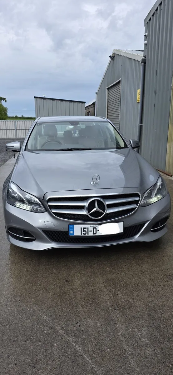 151 MERCEDES E200 DIESEL - Image 2