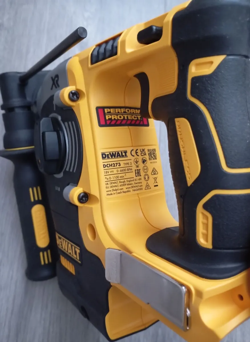 DeWalt SDS Drill (New) - Image 3