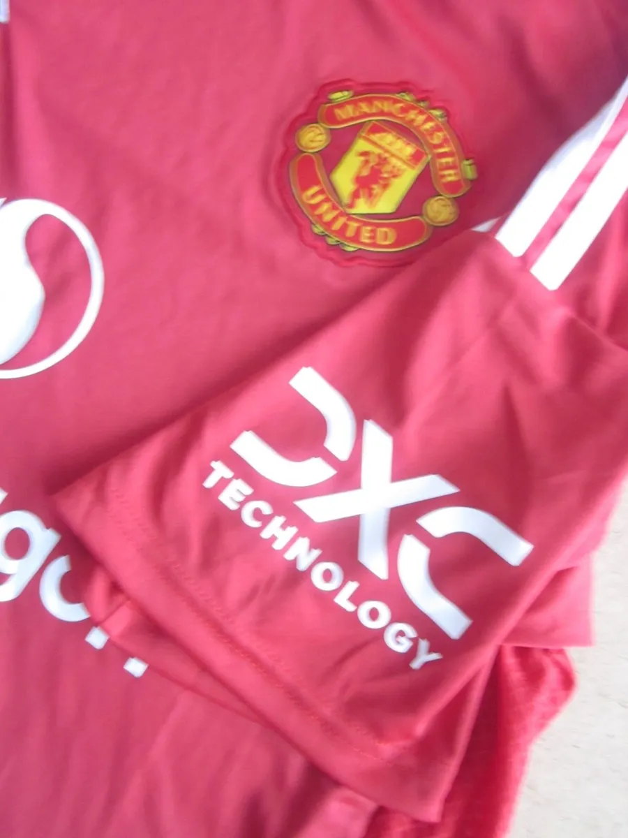 New Manchester United FC  home Jersey 2024/25 - Image 3