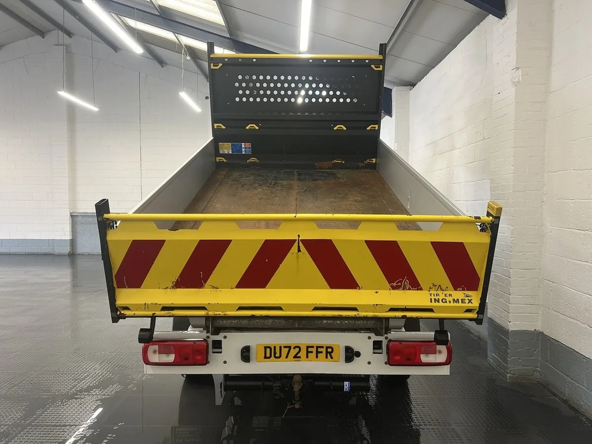 2022 Volkswagen Crafter Tipper Van - Image 2