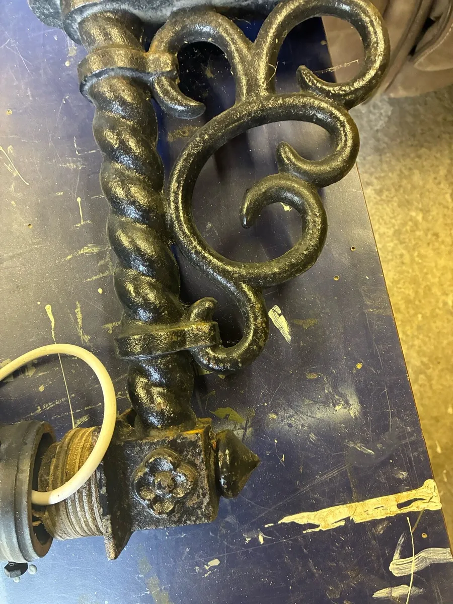 Antique wall light - Image 3