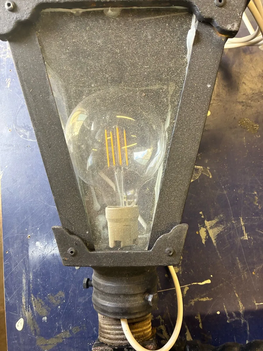 Antique wall light - Image 2