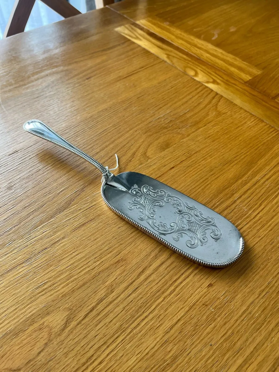 Antique Silver Plate Crumbler - Image 2