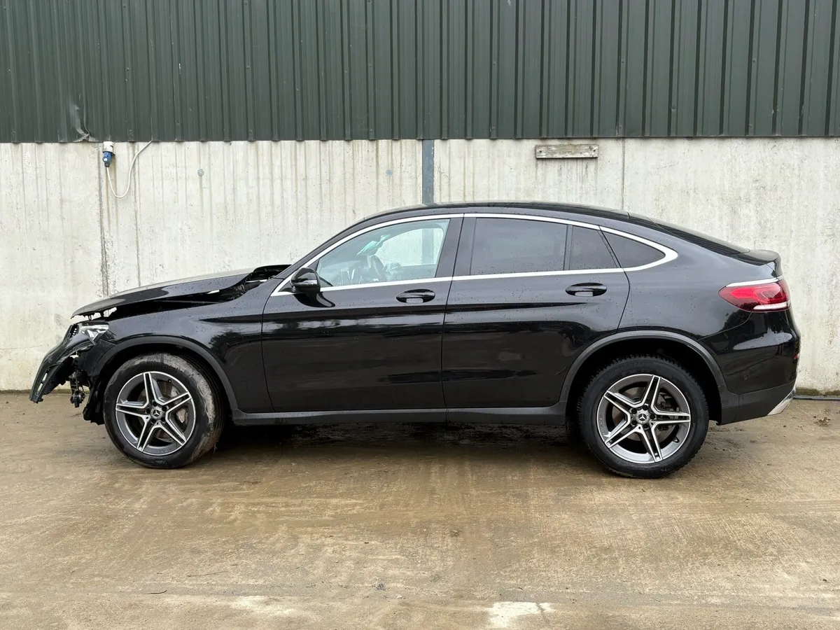 2019 Mercedes GLC parts - Image 1