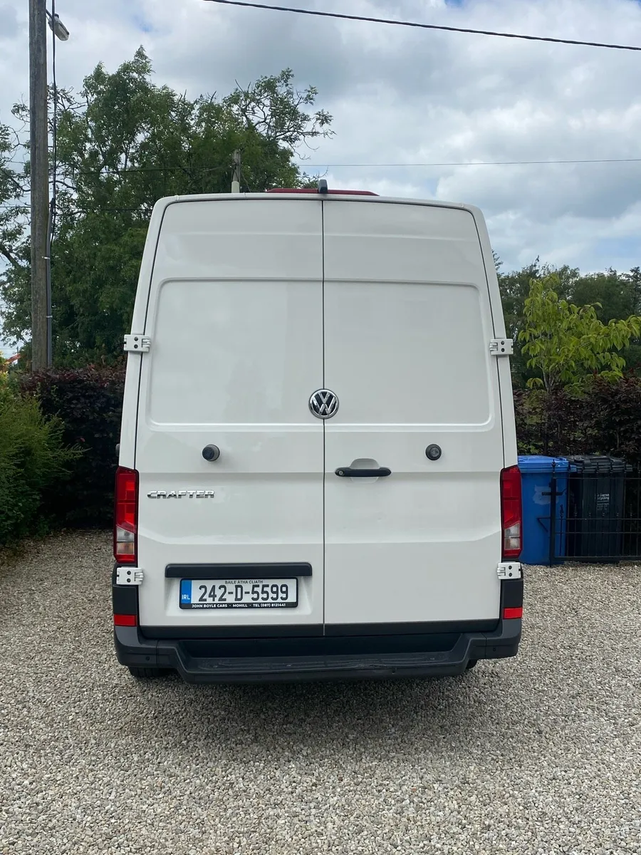 2024 D-REG VW CRAFTER MWB HIGHLINE - Image 2