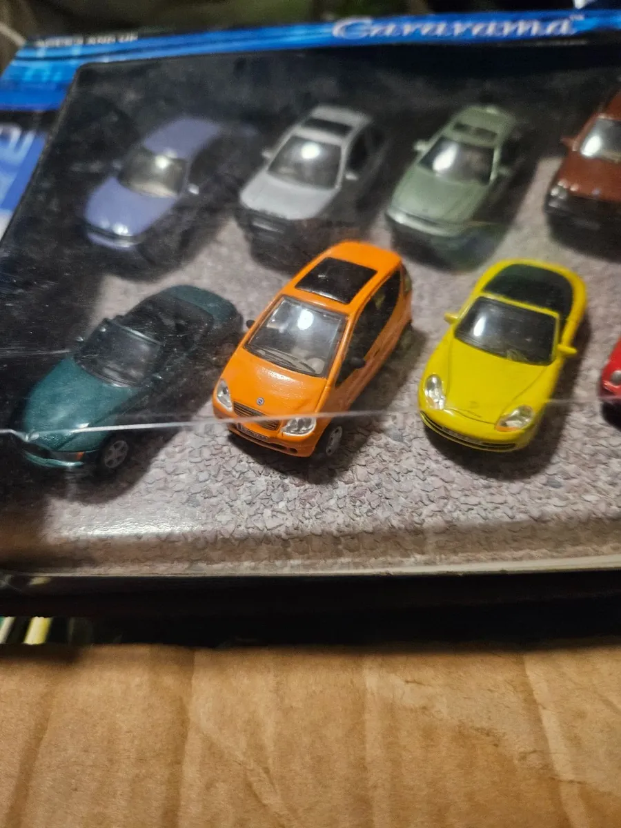 Corgi Caramara Set - Image 3