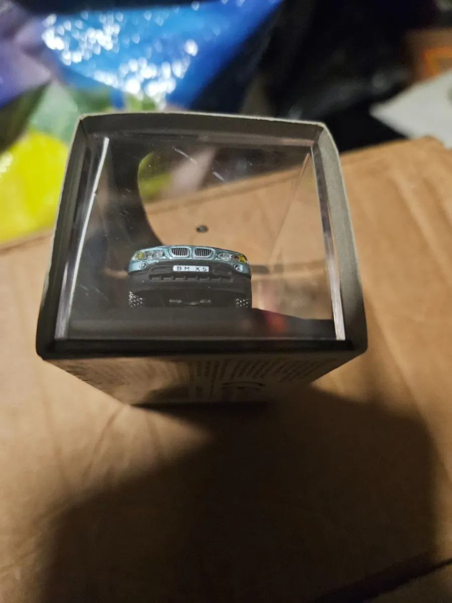 Corgi Caramara BMW - Image 2
