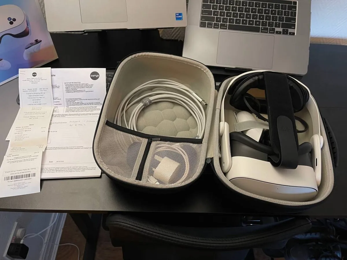 Meta Quest 3S VR headset - Image 2