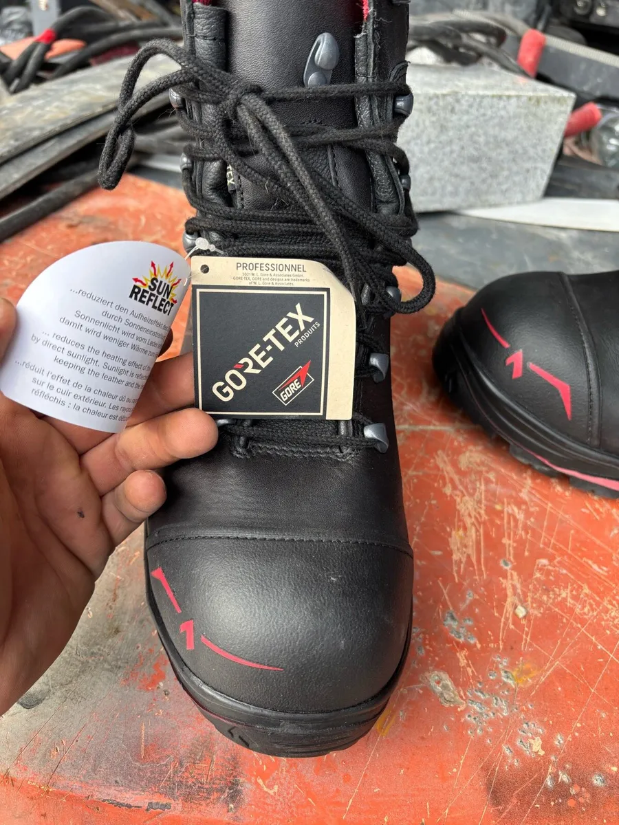 Haix Trekker Pro Gortex work boots - Image 2
