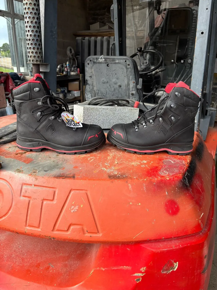 Haix Trekker Pro Gortex work boots - Image 1