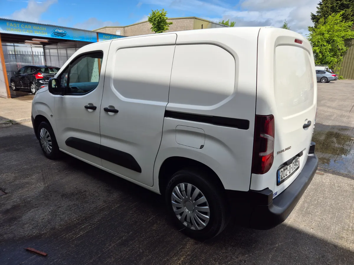 2020 Citroen Berlingo new t belt & service - Image 2