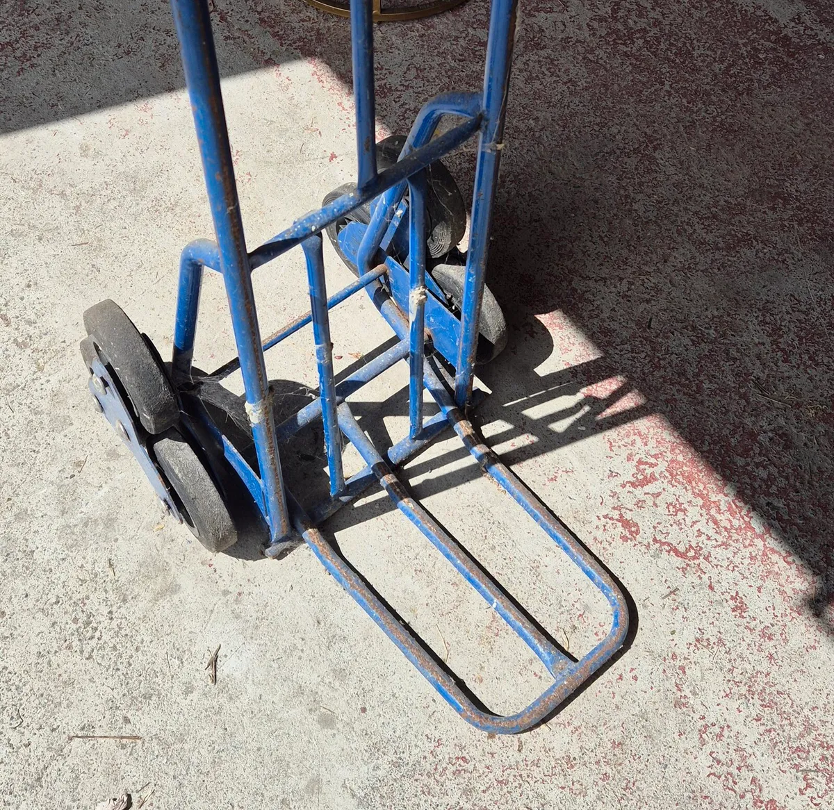 Stair Climbing Trolley – Heavy Duty – €40 - Image 2
