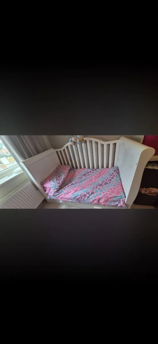 Cot/toddler bed - Image 2
