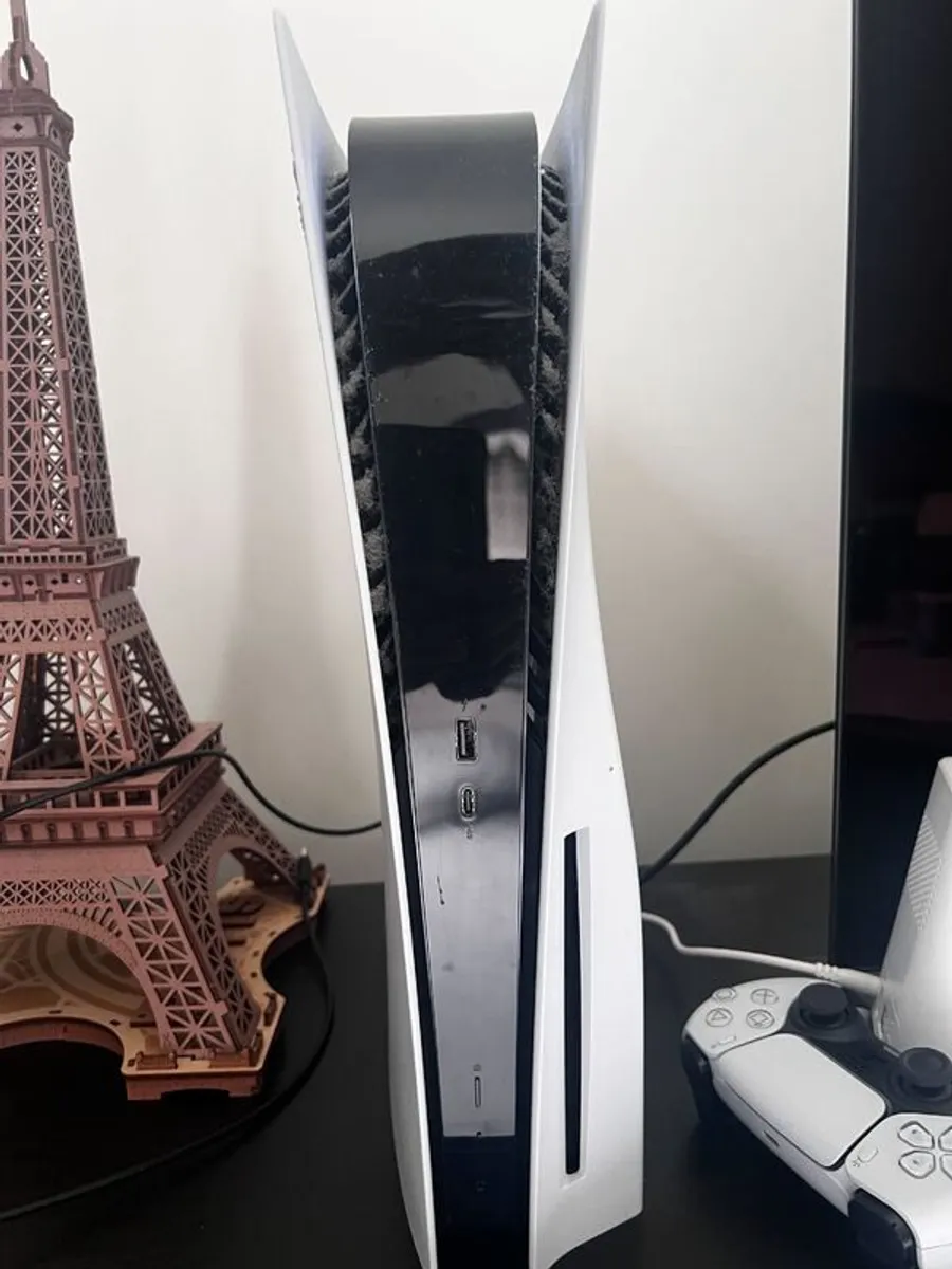PS5 Original Disc Edition + 2 Controllers (White & Green Camo) - Image 1