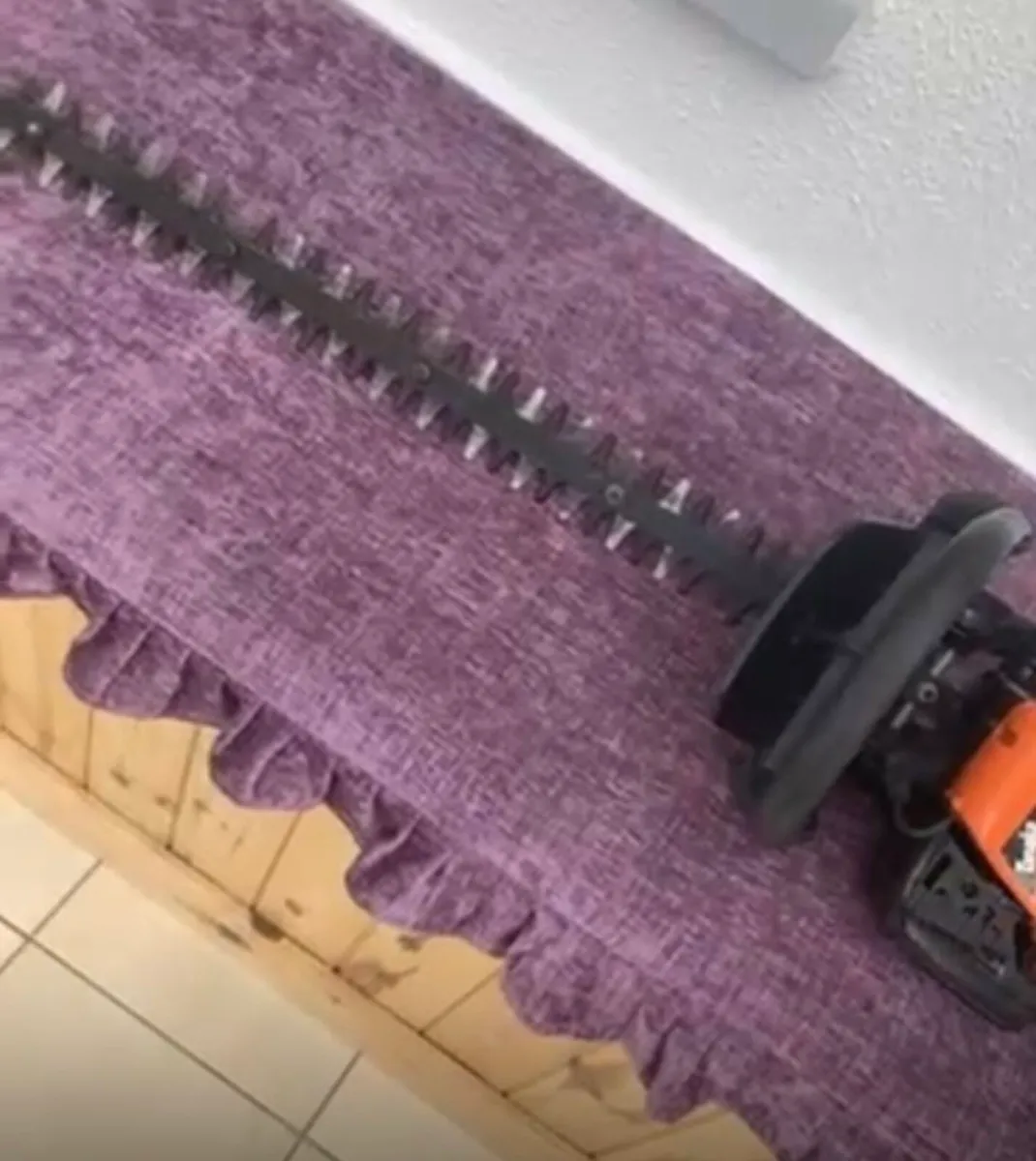 Hedge trimmer for sale - Image 2