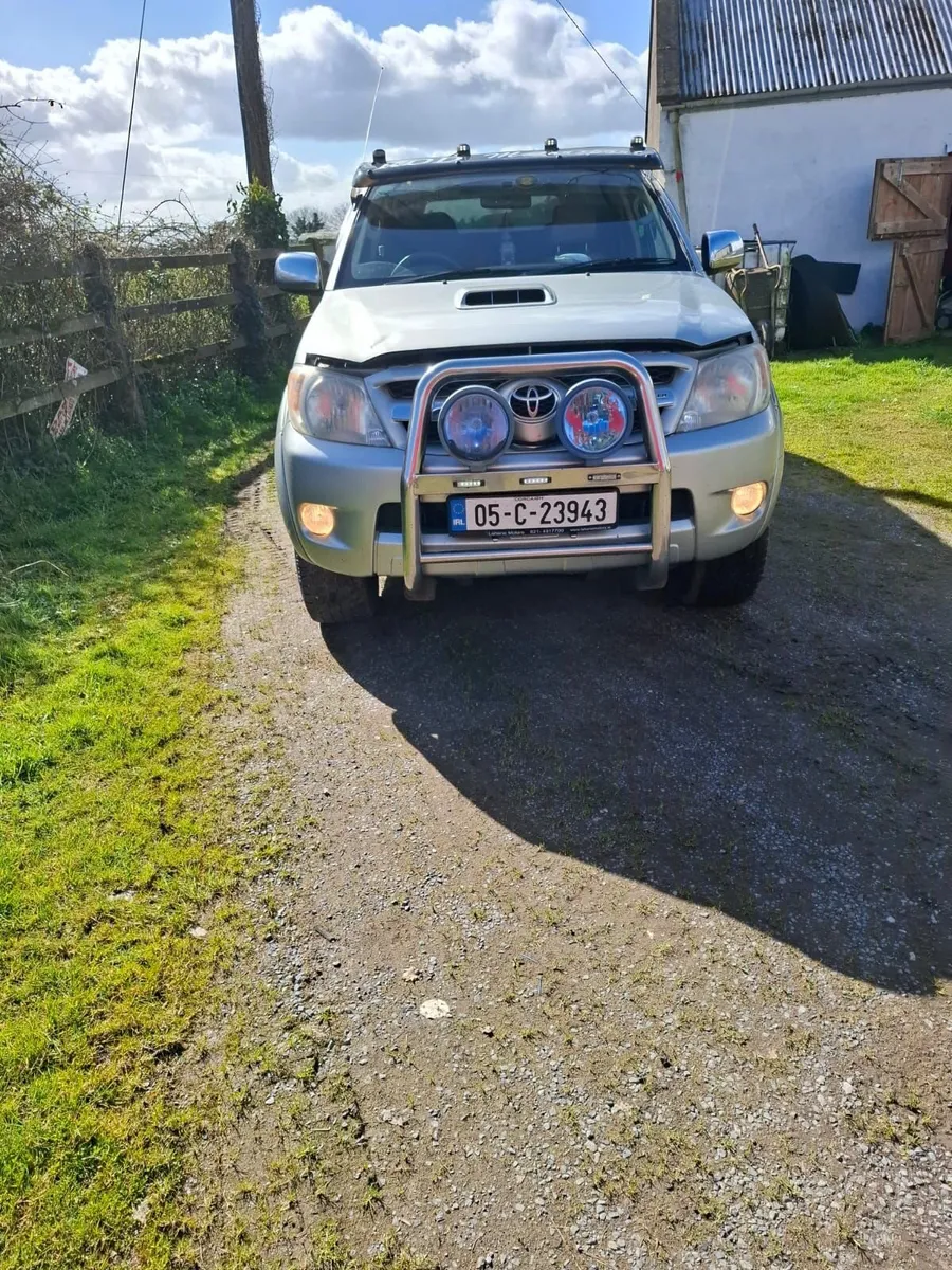 Best Toyota hilux - Image 1
