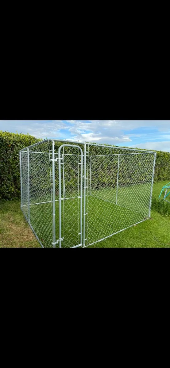 Dog run - Image 1