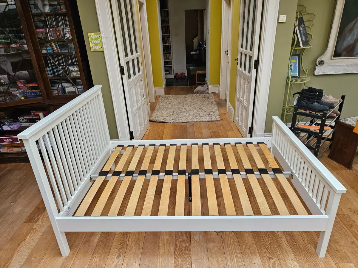 Large single bed - Image 3