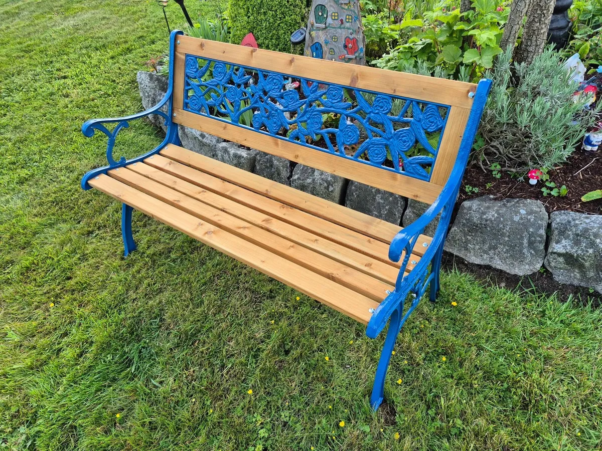 Cast iron Garden bench - Image 2