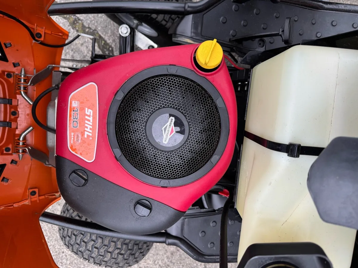 Stihl RT 5097 Ride on Tractor Lawnmower - Image 3