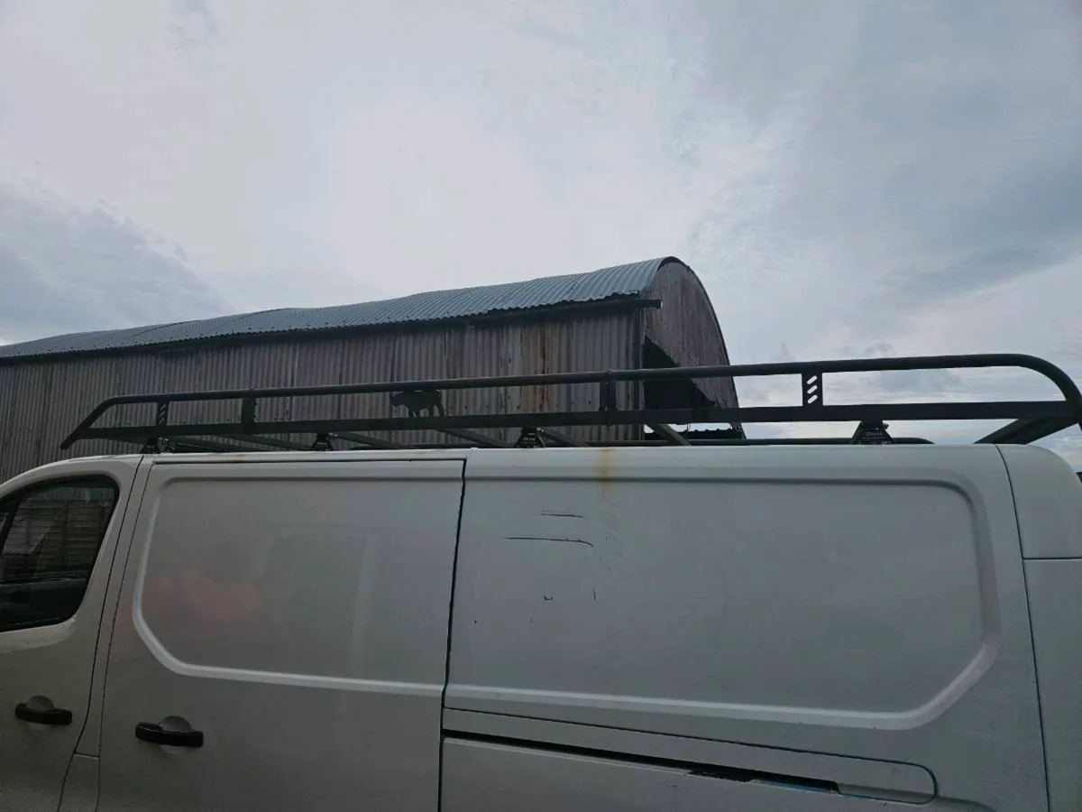 Renault trafic roof rack - Image 1