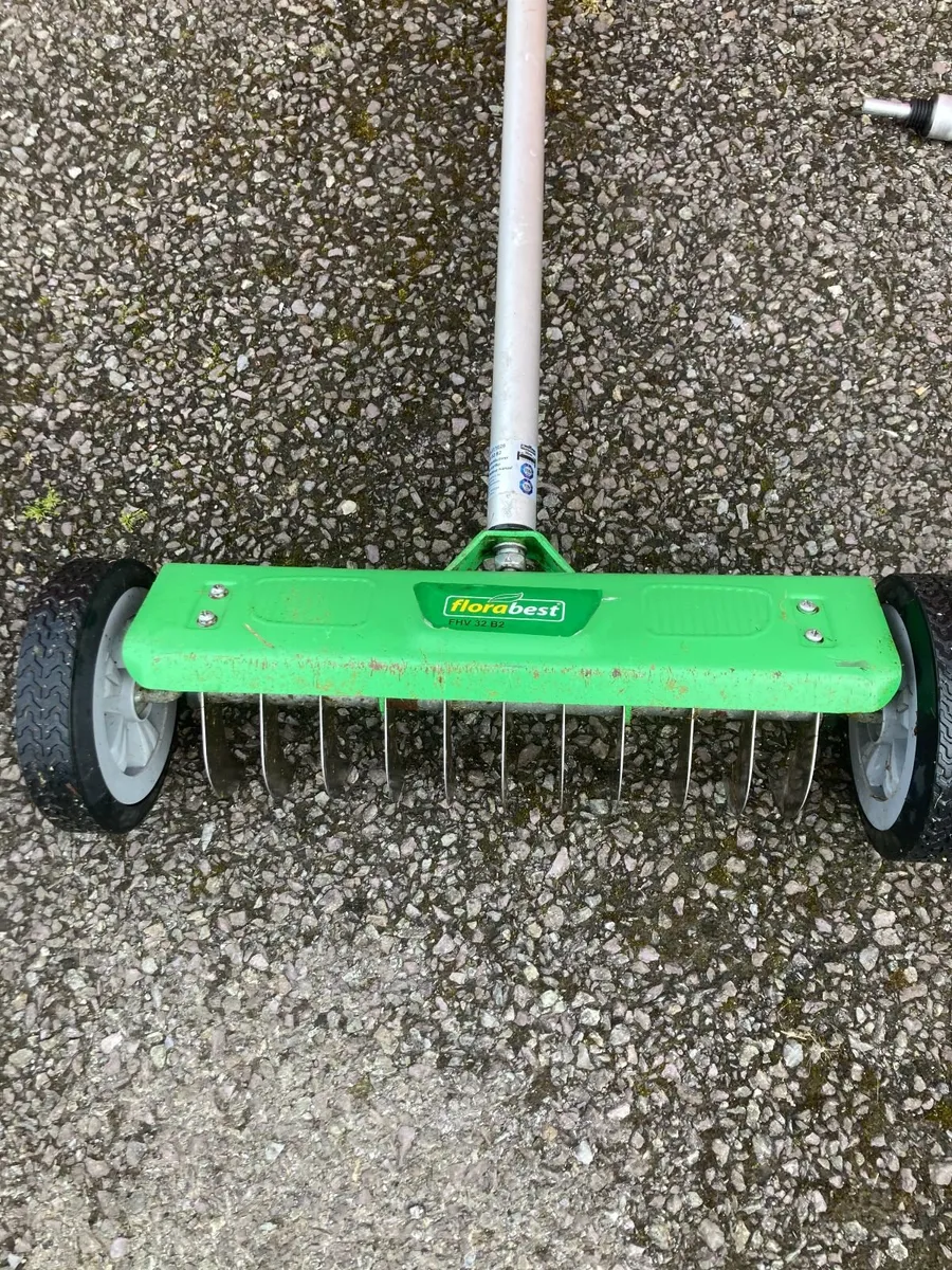 Lawn moss scarifier - Image 4