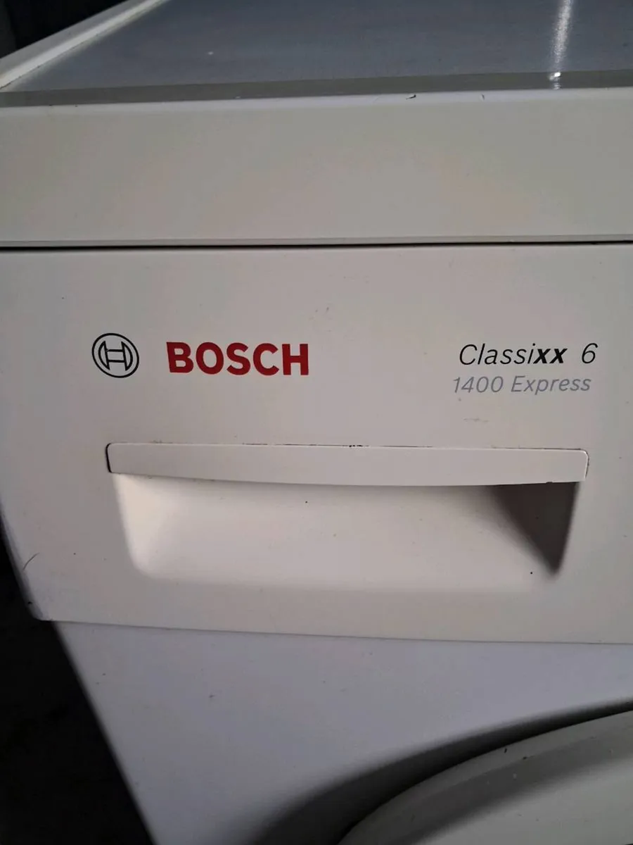Washing machine - Image 1