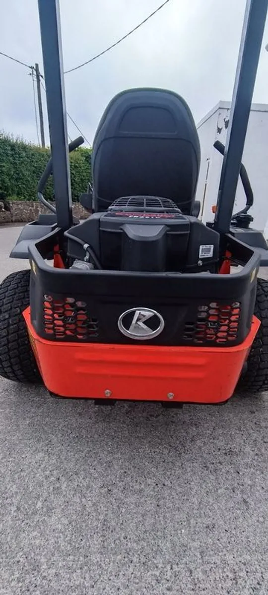 Kubota Z112r Lawnmower - Image 3