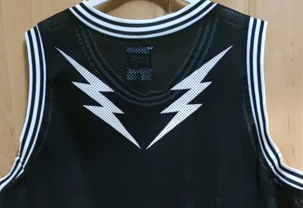 Gym shirt M/L - Image 3