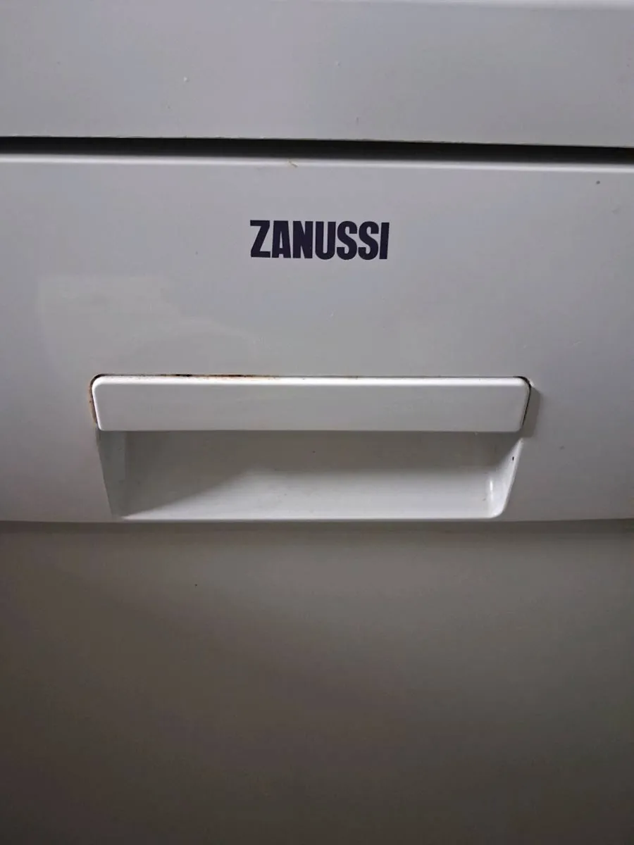 Dishwasher - Image 4