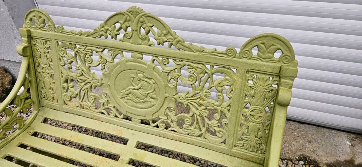 CAST IRON BENCH - Image 3