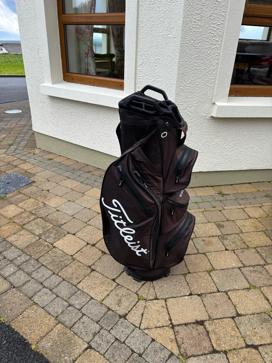 Titleist Sta Dry Waterproof Golf Bag - Image 1