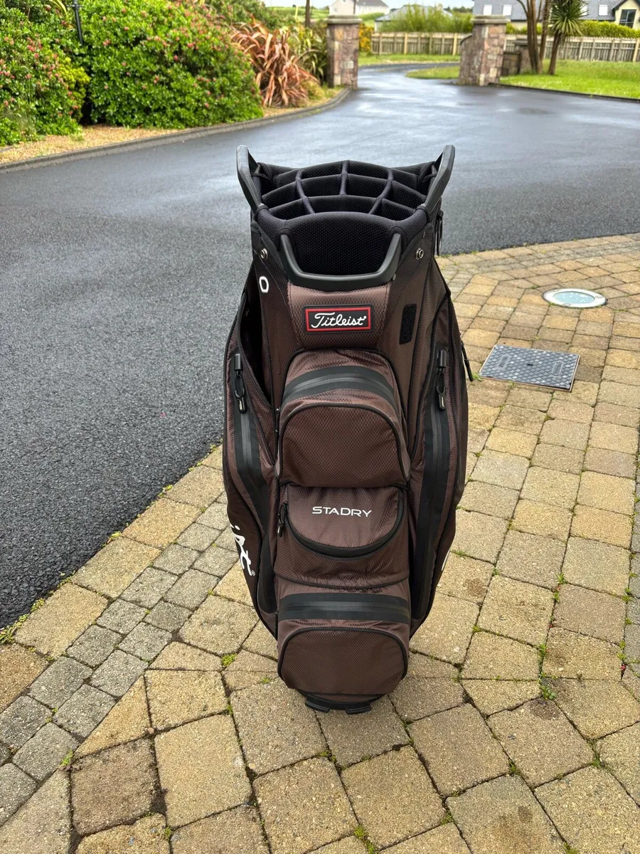 Titleist Sta Dry Waterproof Golf Bag - Image 3