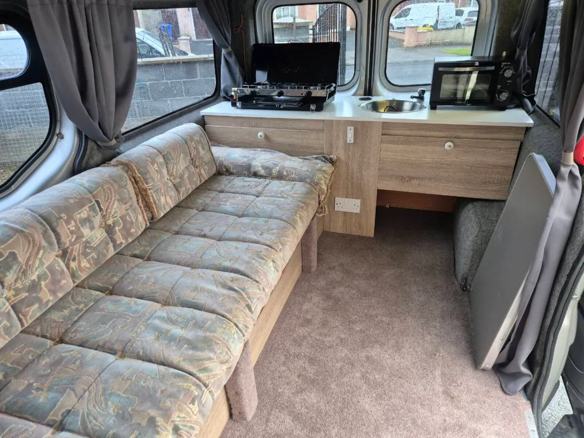 06 nissan primastar camper - Image 4