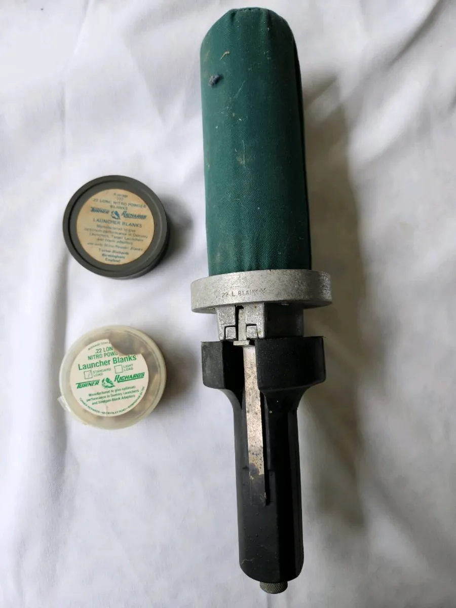 Dummy launcher