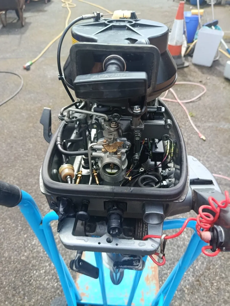 6HP Suzuki 2 Stroke Outboard Engine - Image 3