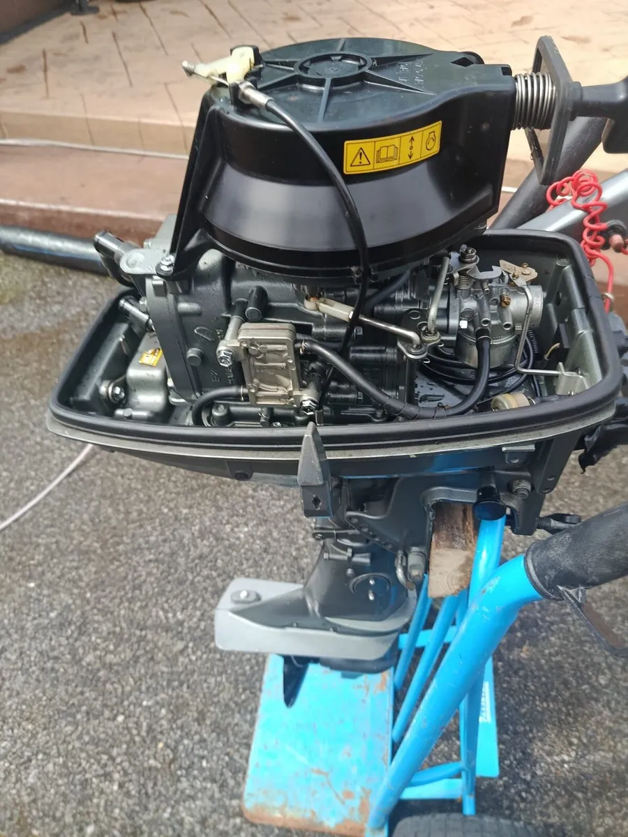 6HP Suzuki 2 Stroke Outboard Engine - Image 4