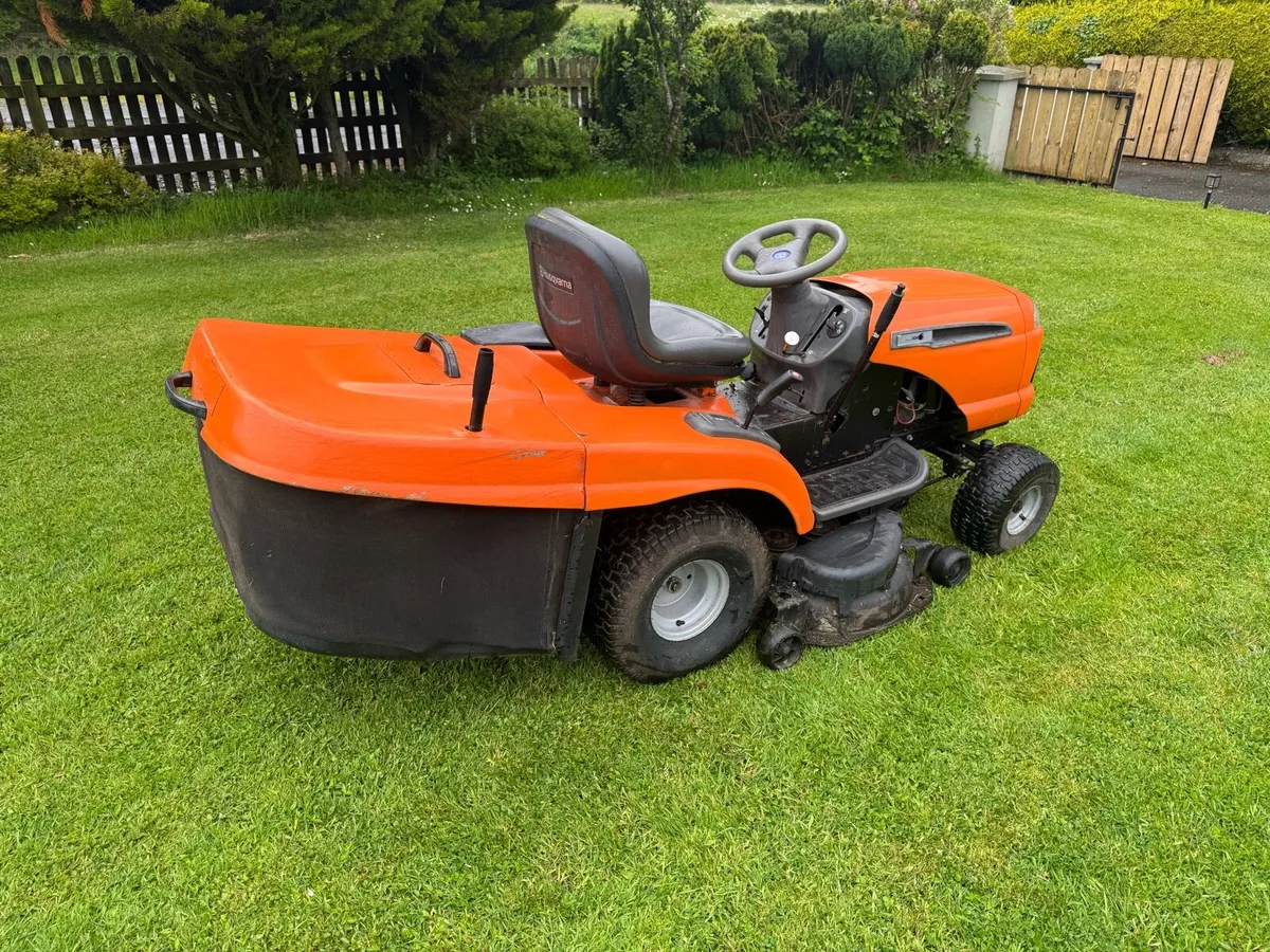 Ride on mower - Image 3