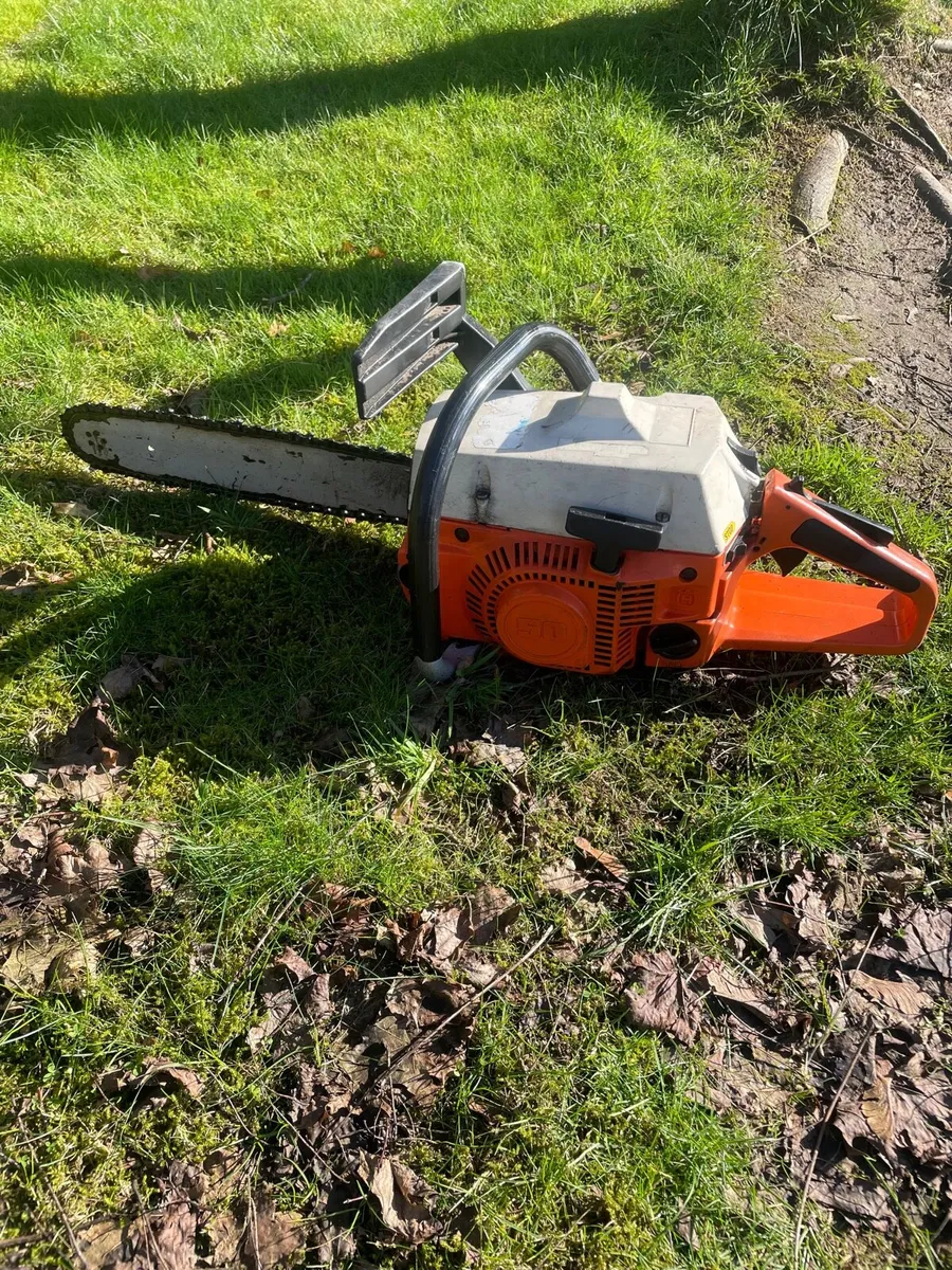 Chainsaw husqvarna 50 white cap - Image 1