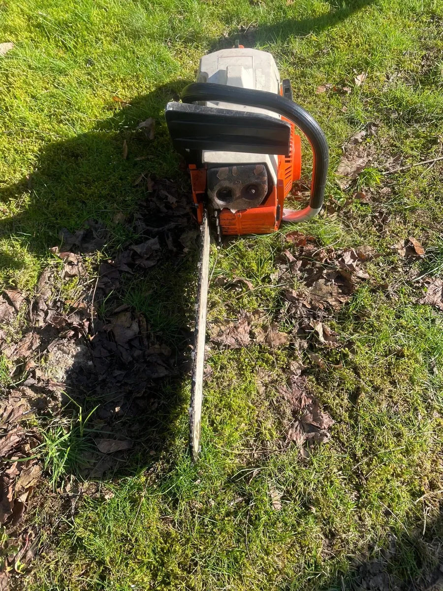 Chainsaw husqvarna 50 white cap - Image 3